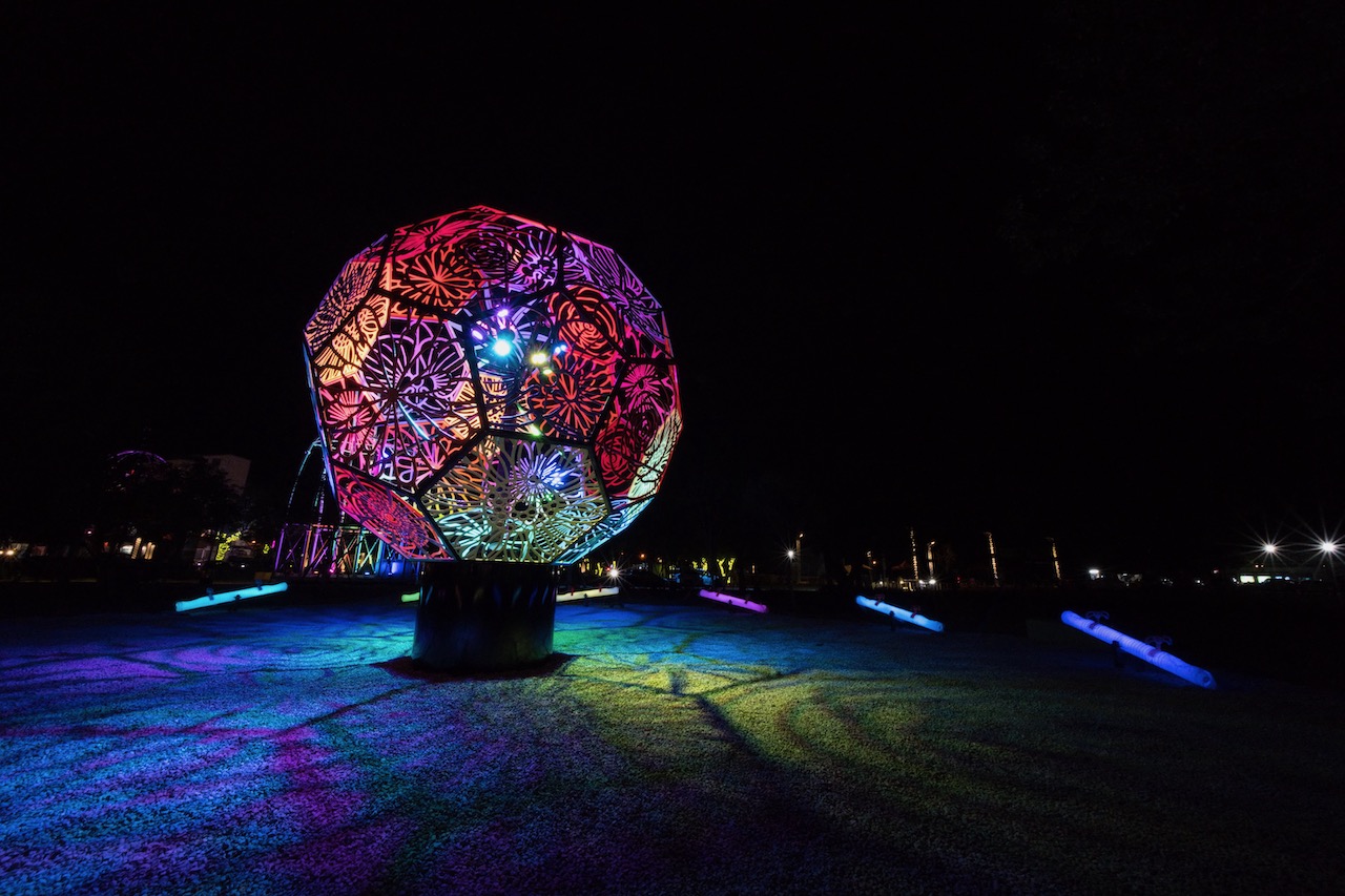 宜蘭中興文創園區夜間燈景－興奇王國